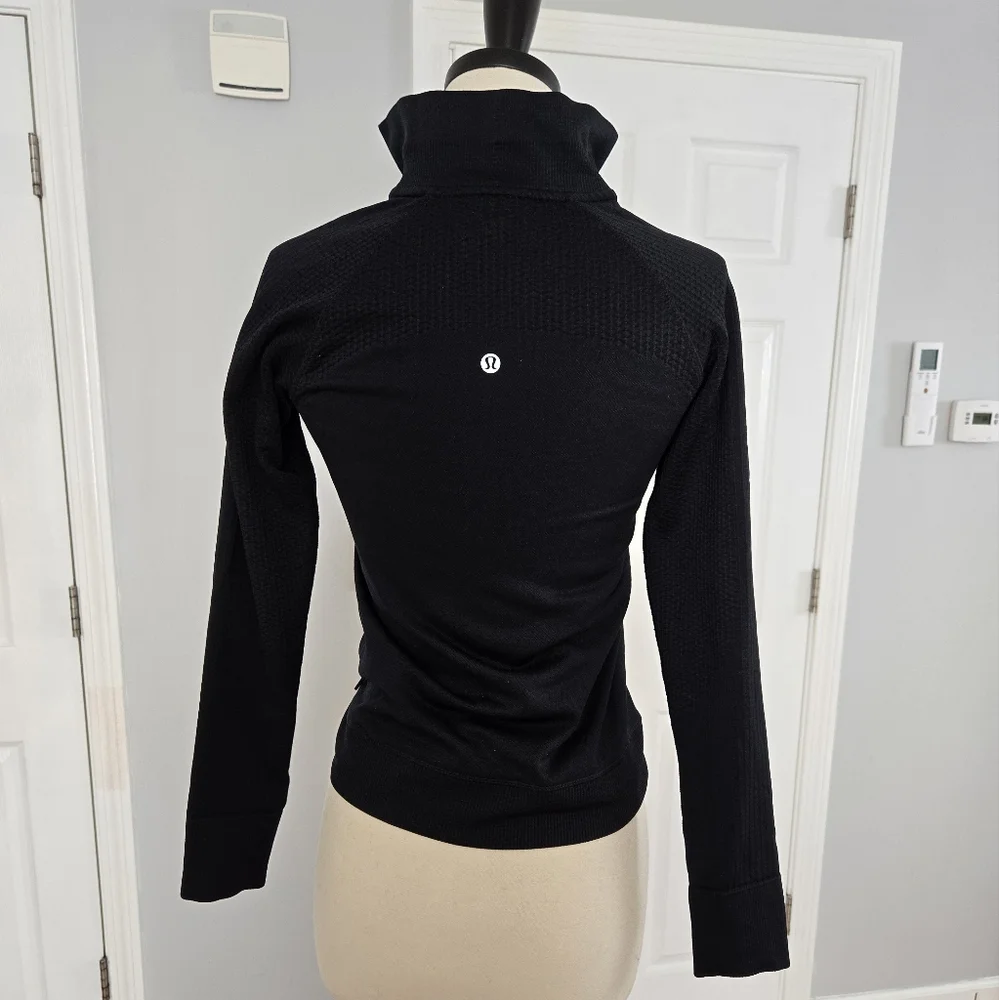 Lululemon Engineered Warmth Half zip Black Top - Picture 2 of 13